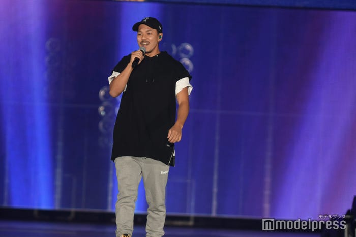 TEE(C)モデルプレス