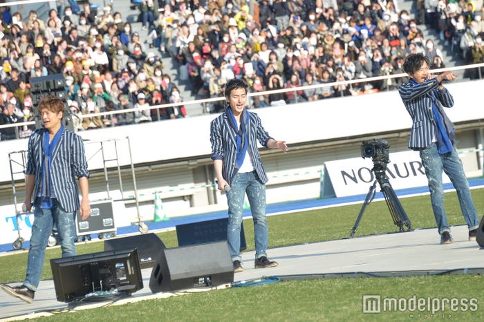 香取慎吾、草なぎ剛、稲垣吾郎 (C)モデルプレス