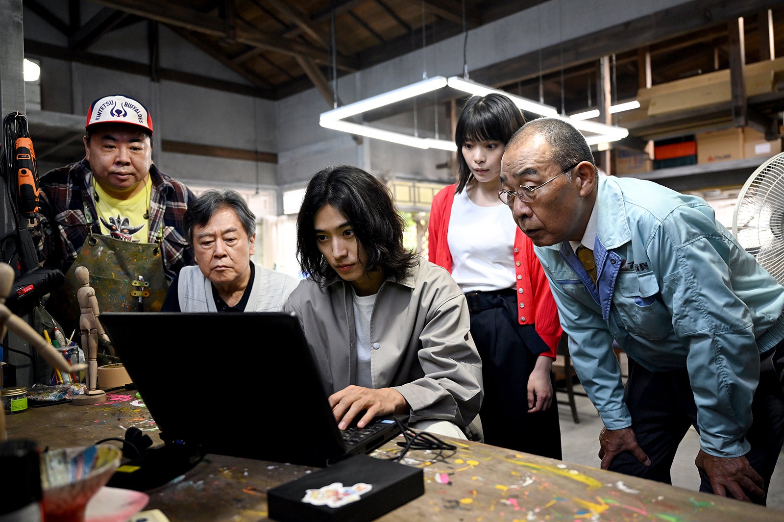 塚地武雅、風間杜夫、山崎賢人、岸井ゆきの、でんでん「アトムの童」第1話より（C）TBS