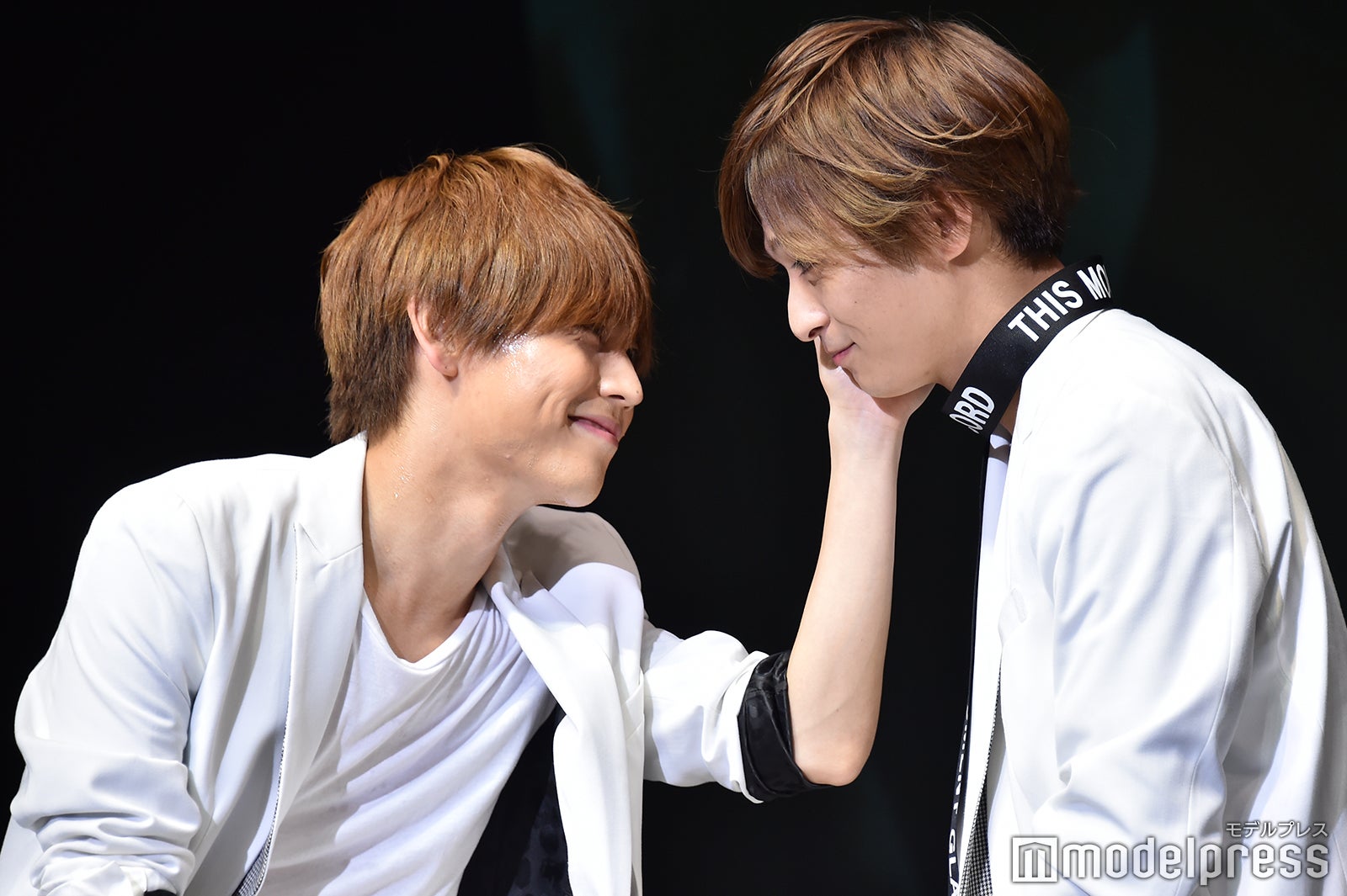 岩岡徹＆和田颯（C）モデルプレス