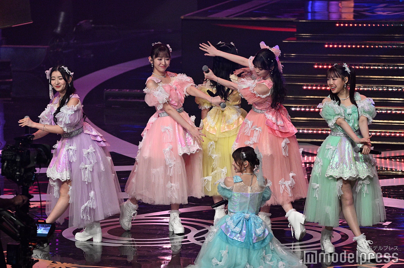 （C）モデルプレス