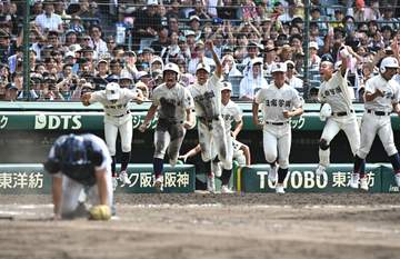 日南学園 劇的サヨナラ初戦突破！宮崎県勢は甲子園で令和初勝利 九回2死走者なしから3連打→明徳義塾との接戦制して2018年以来の勝利