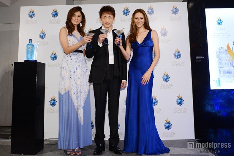 （左から）Kelly、山本耕史、道端カレン