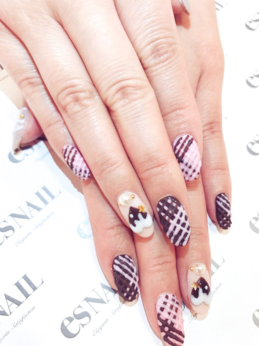 チョコレートアートは今の季節ならでは／画像提供：esNAIL