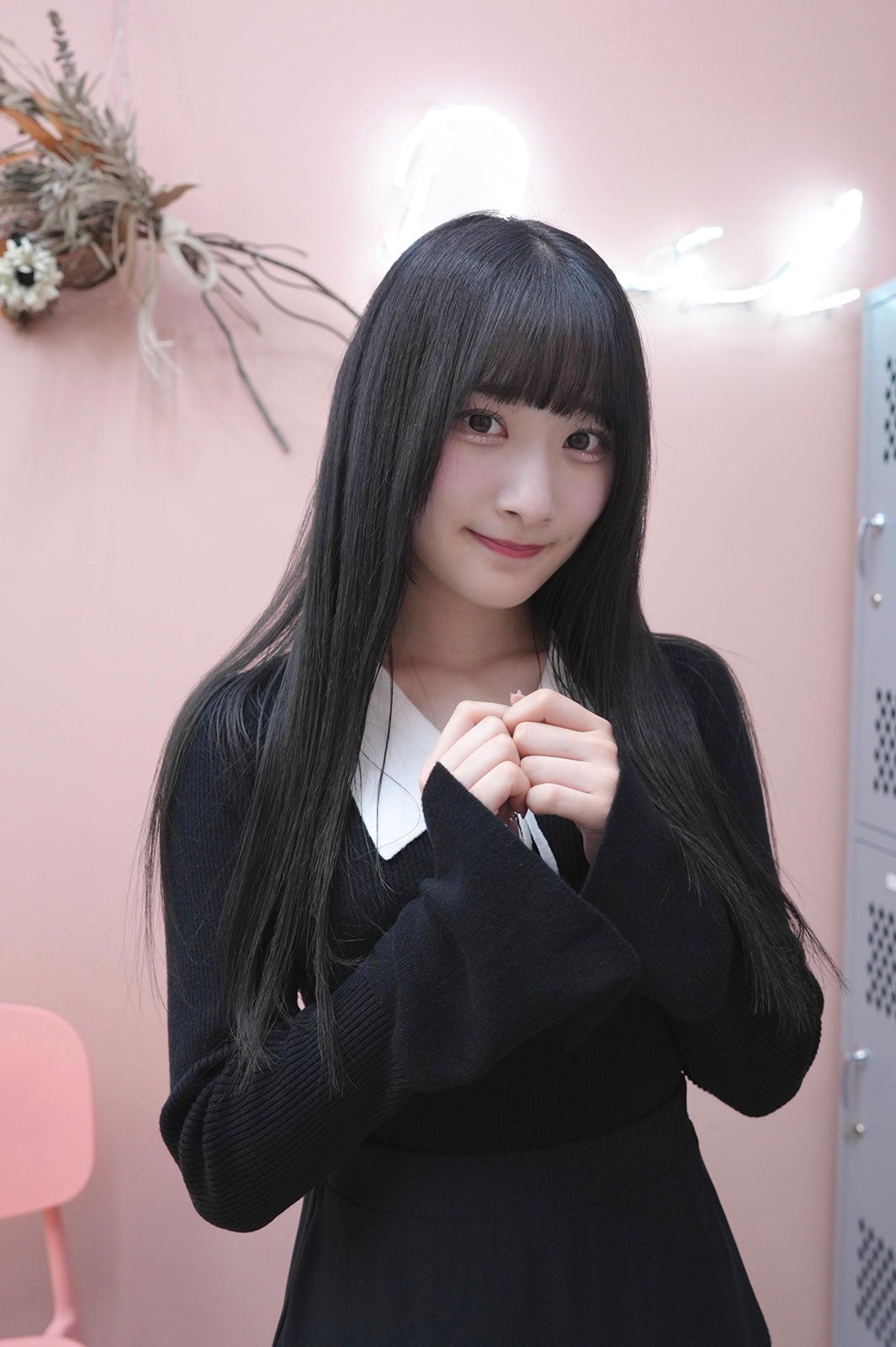 ＝LOVE齋藤樹愛羅、ピンク髪から黒髪にがらりイメチェン「お人形さんみたい」「大人っぽくて可愛い」の声