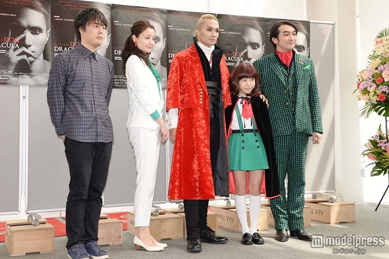 （左から）徳尾浩司氏、原田夏希、橘ケンチ、神田愛莉、池田鉄洋