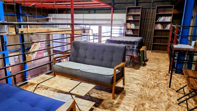 町工場がおしゃれに変身!倉庫を利用したカフェ&レンタルスペース【大阪府豊中市】