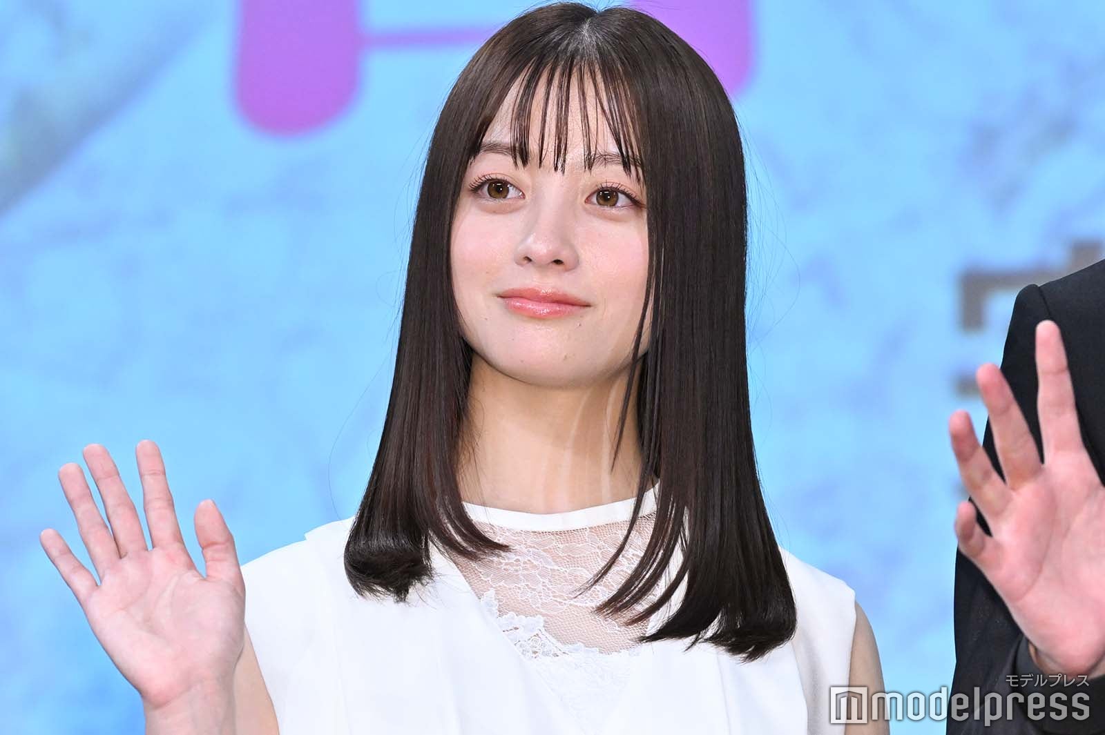 Hey! Say! JUMP山田涼介、橋本環奈の舞台「千と千尋の神隠し」観劇で名古屋へ「東郷と綾華だ」「尊い」の声 - モデルプレス