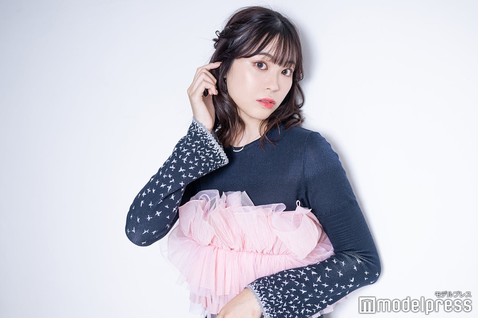 “身長177cmモデル”朱音、憧れは菜々緒 学生時代の挫折経験明かす＜モデルプレス読者モデルインタビュー＞