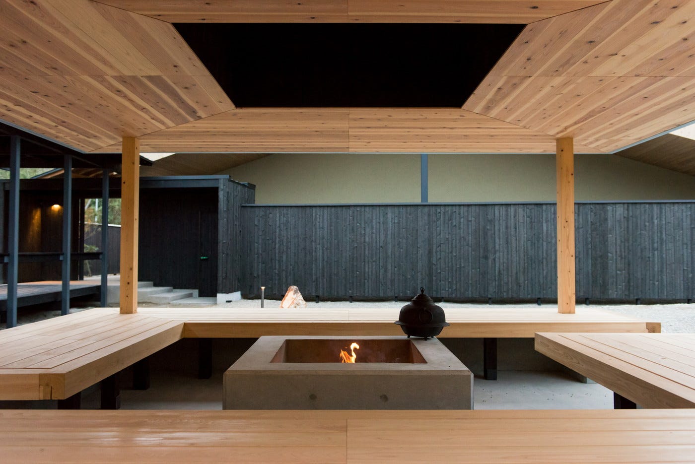 香川「直島旅館ろ霞」“アートの島”初の全室露天風呂付き旅館が開業