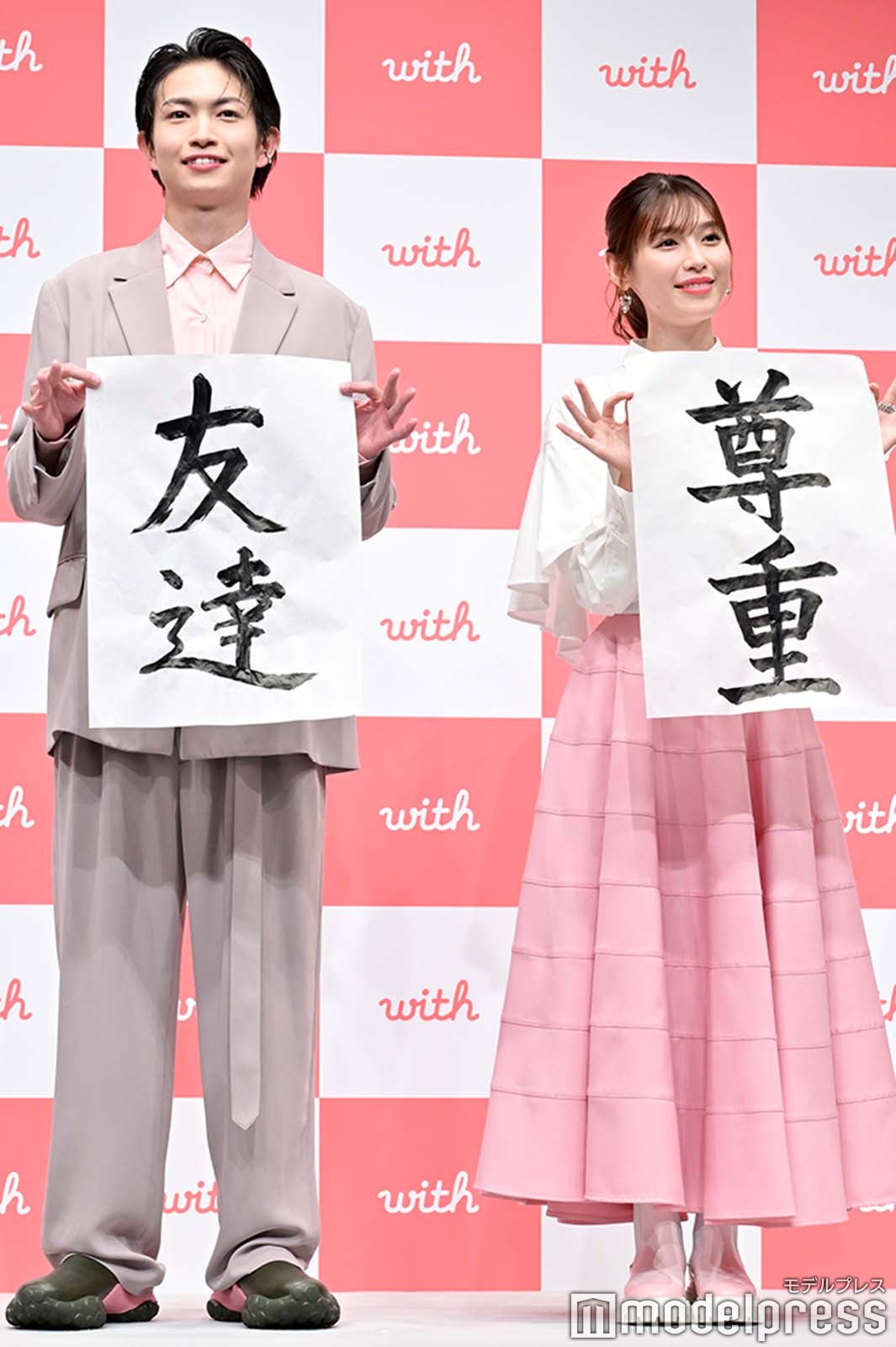 （C）モデルプレス