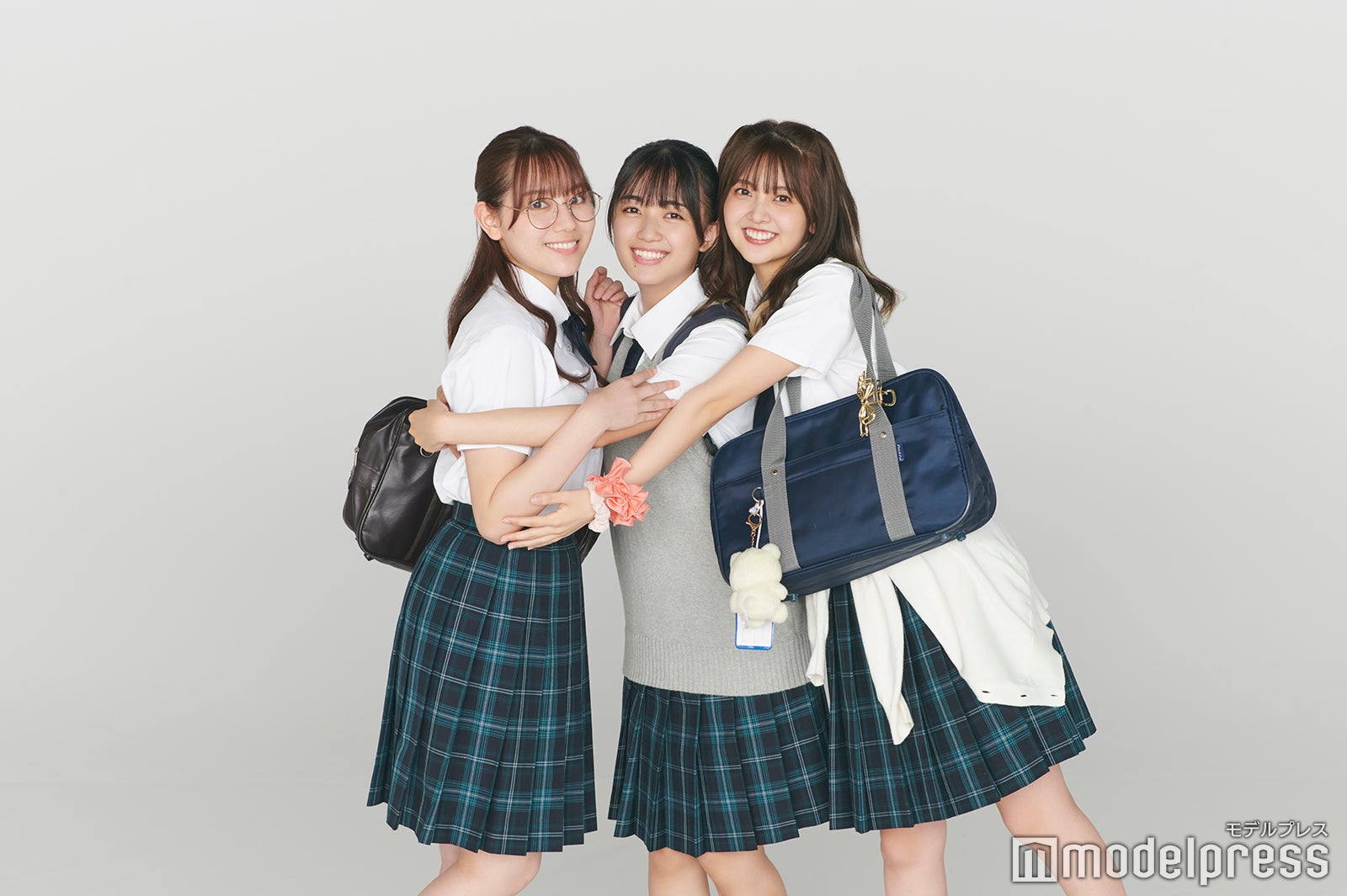 日向坂46四期生“お姉さんトリオ”の関係性とは？平尾帆夏・山下葉