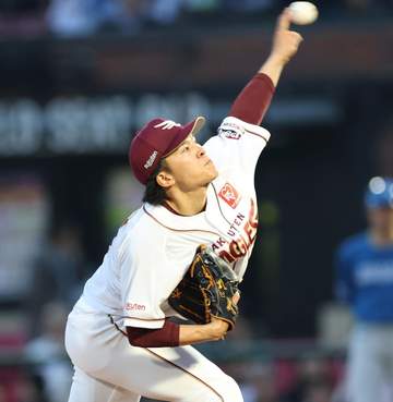 楽天 早川が今季初登板初先発で今季初勝利 打線は今季最多11得点で連敗ストップ 勝率5割復帰