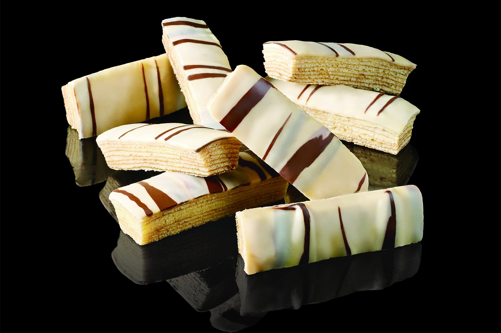 エドモンド・バウム702円（5本入り）～／画像提供：東京ステーション開発