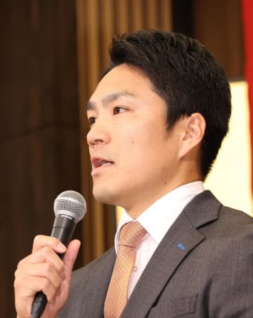 巨人入団の則本昂大 マー君に連絡「一緒に頑張ろうと言葉をいただきました」「まさかまた一緒にプレーできるとは」