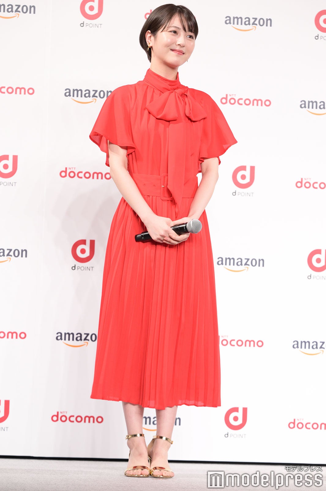 浜辺美波（C）モデルプレス