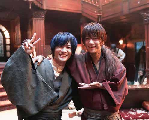「るろうに剣心」佐藤健&神木隆之介、舞台裏メイキング映像&オフショット解禁