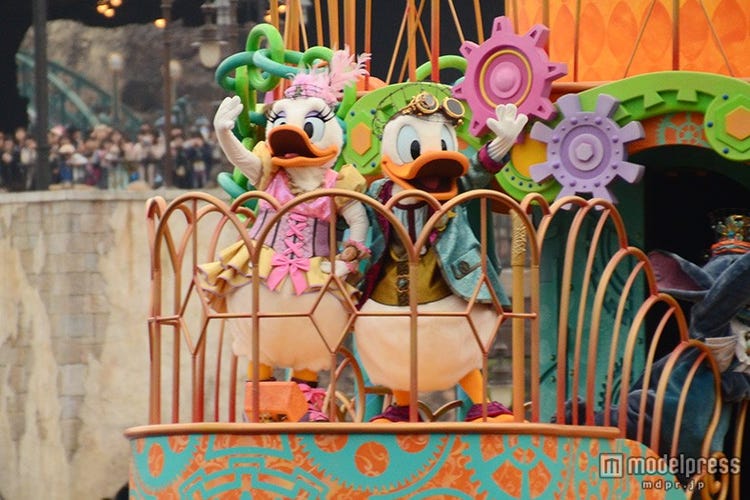 画像11 15 ミッキー うさ耳姿 と お洒落な姿 どっちがお好み 徹底比較 モデルプレス