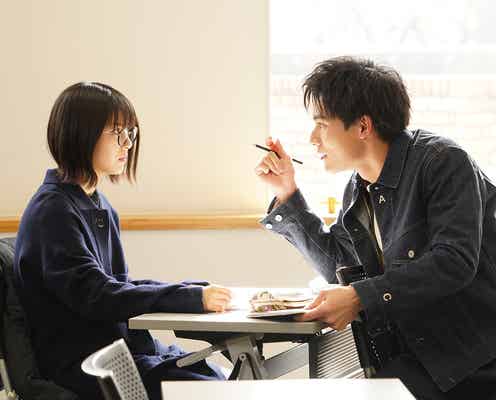 「ウチカレ」浜辺美波&岡田健史、“尊すぎる”と話題のシーン集めた「最終話直前SP動画」公開