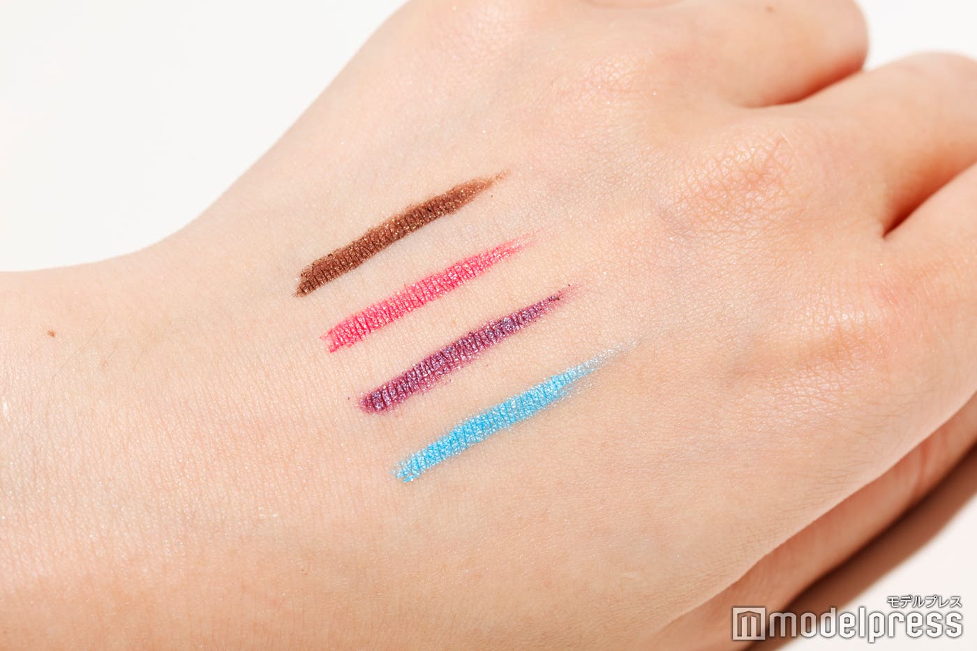 発色がよく、にじみのよいカラー(C)モデルプレス