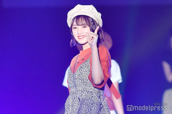 佐々木美玲(C)モデルプレス