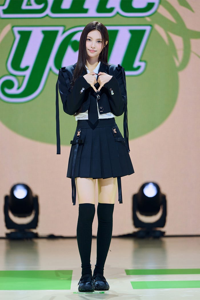 YUNAH(ユナ)(P)&(C) BELIFT LAB Inc.