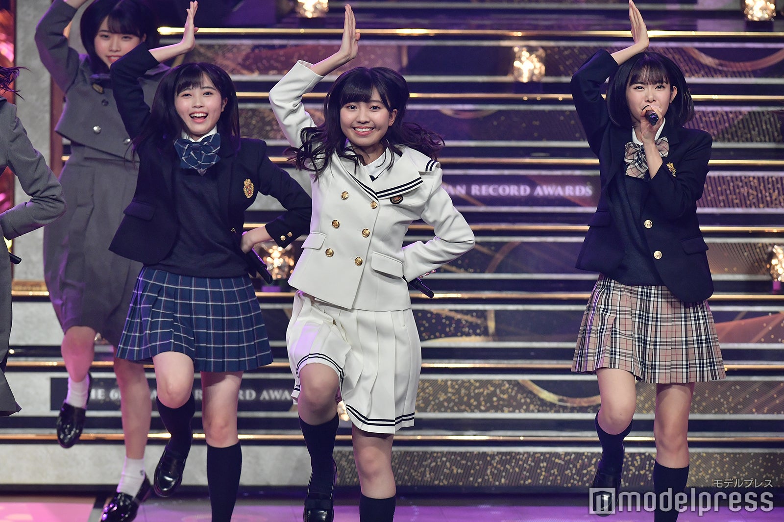 BEYOOOOONDS （C）モデルプレス