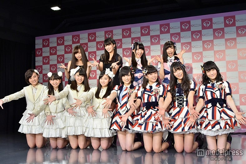 沖縄にNMB48、Rev.from DVLらが集結／アイドル専門チャンネル『Kawaiian TV』開局記者会見の模様