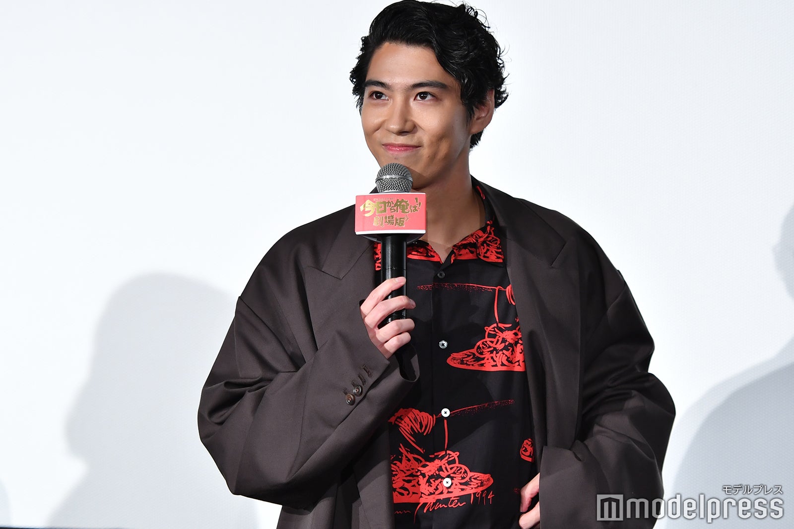 賀来賢人（C）モデルプレス