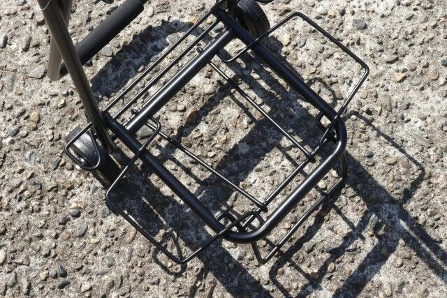 ダイソー　500円以上　折り畳みキャリー　荷物台