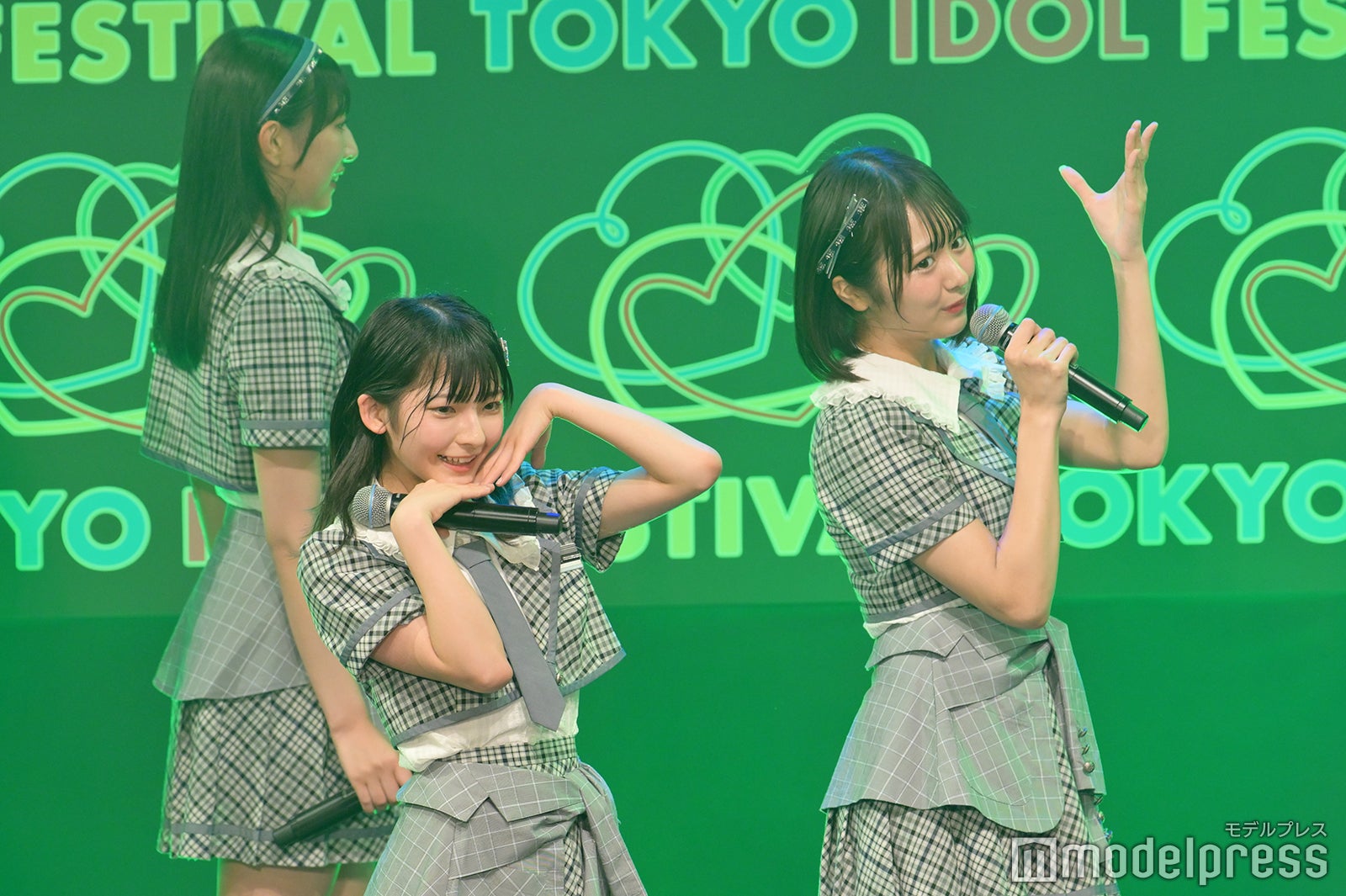 ≠ME （C）モデルプレス