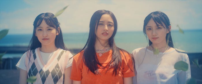 乃木坂46 5期生楽曲「考えないようにする」Music Videoより(提供写真)