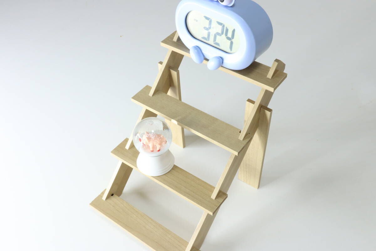 セリア　ディスプレイスタンド