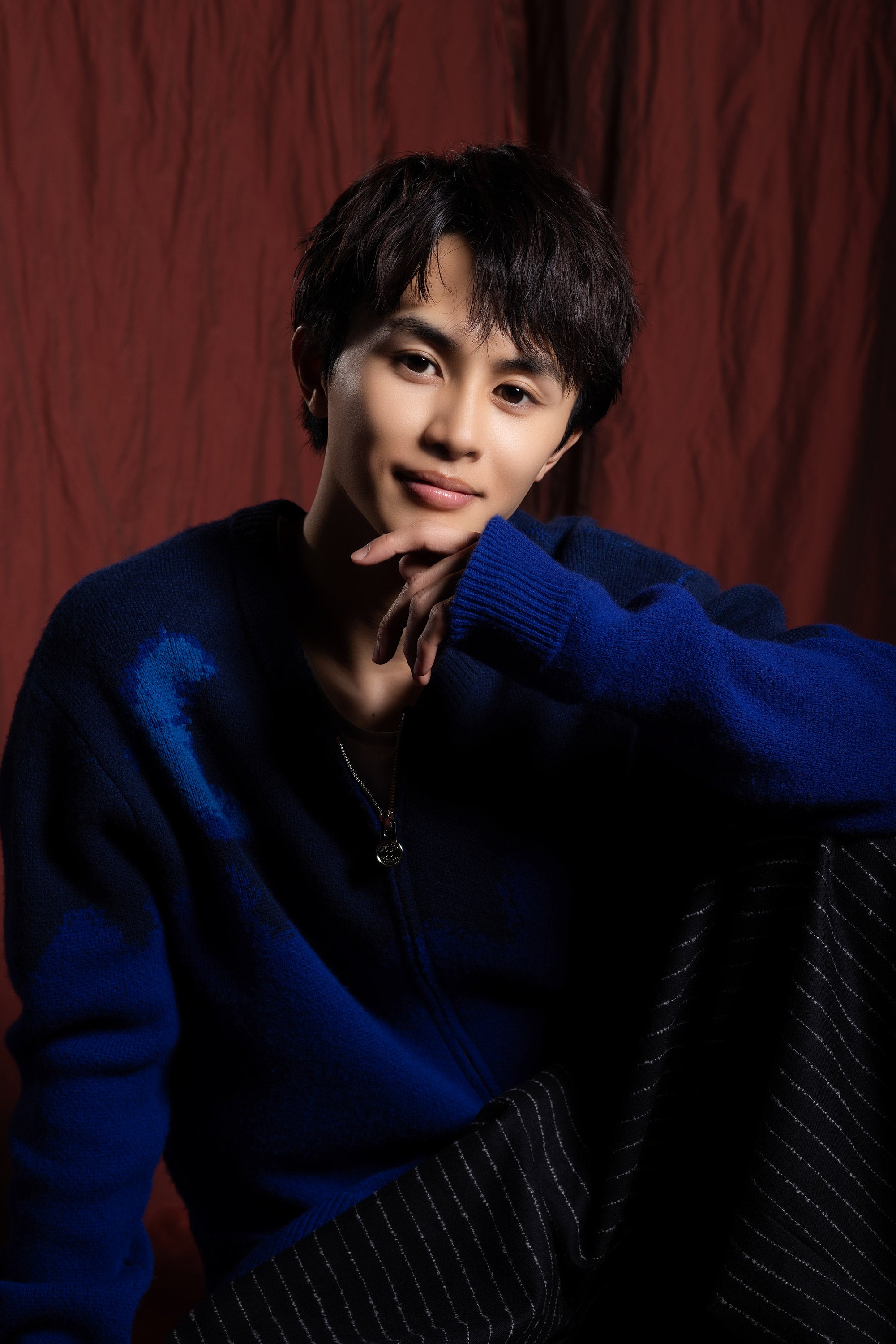 草川拓弥「モデルプレスカウントダウンマガジン vol.12」（東京ニュース通信社刊）写真：野間憲治