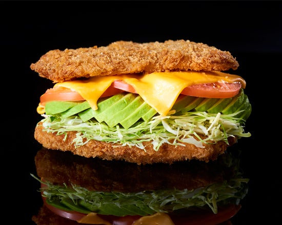 バヤシの超チキンカツサンド （提供写真）