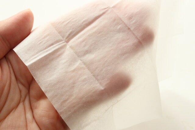 モニタークリーニングティッシュ（16枚）　質感