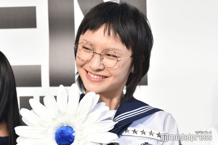 SUZUKA/新しい学校のリーダーズ(C)モデルプレス