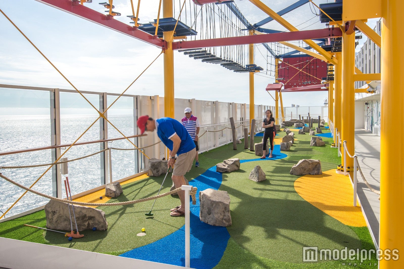 （C）モデルプレス