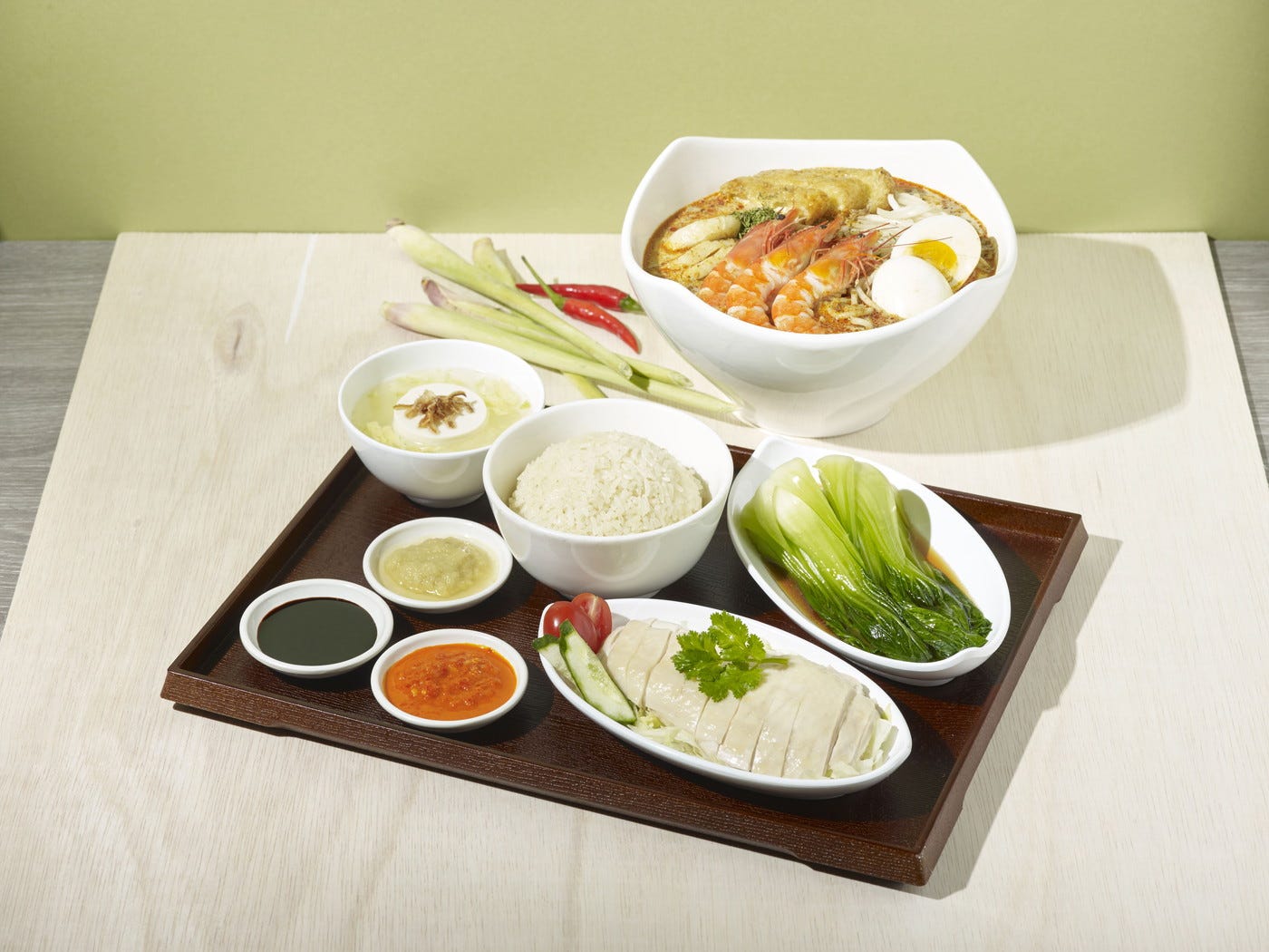 日本初上陸チキンライス専門店「チャターボックス エクスプレス」福岡にオープン