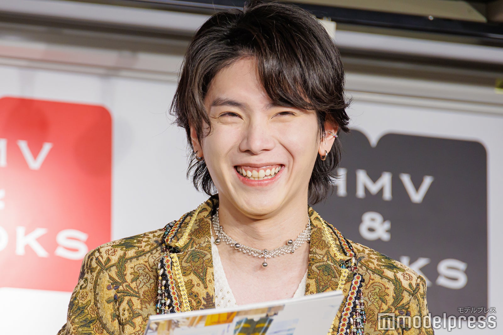 YU（C）モデルプレス