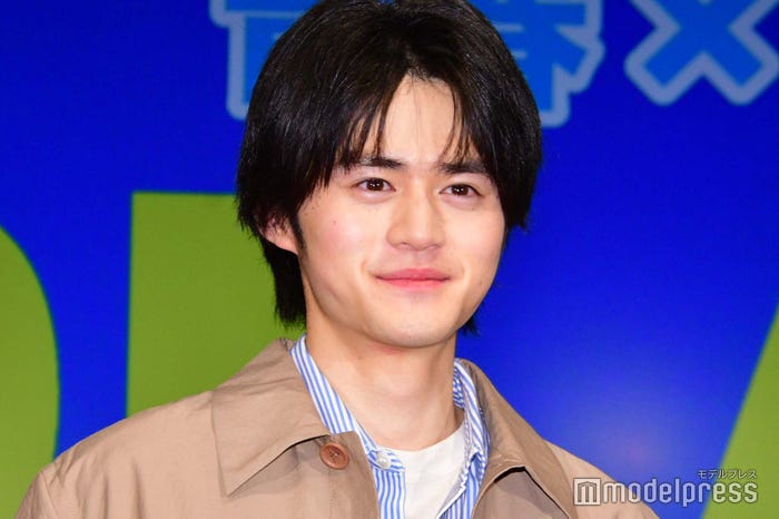 鈴鹿央士(C)モデルプレス