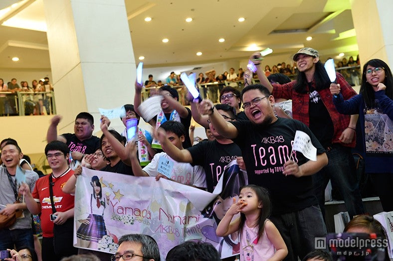 現地のファンからも熱い声援が