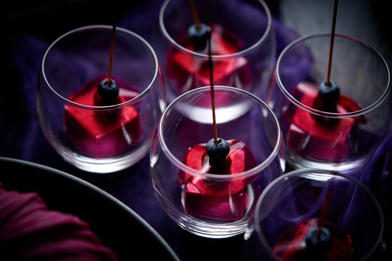 PURPLE SWEETS COLLECTION -DANCE MACABRE／画像提供：マイステイズ・ホテル・マネジメント