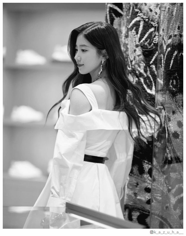 LE SSERAFIM日本出身カズハ、個人Instagramアカウント開設にファン歓喜「即フォローした」「顔面国宝」の声