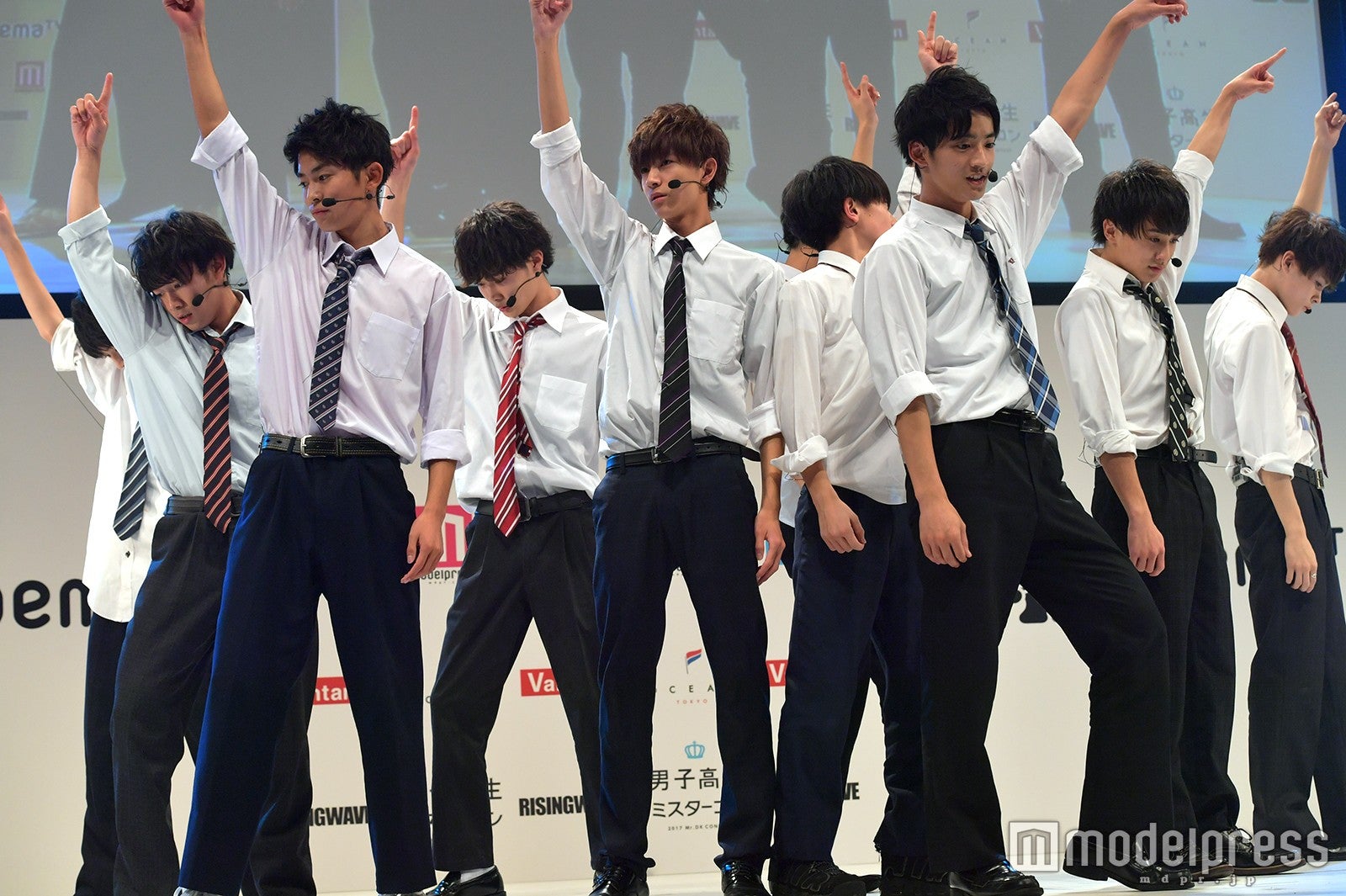 （C）モデルプレス