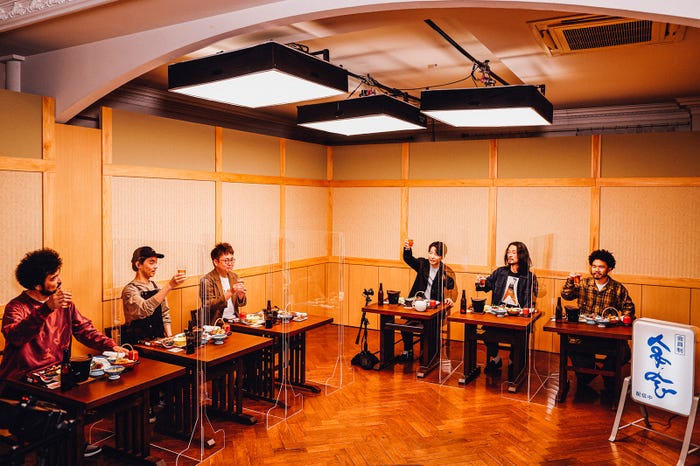 星野源「YELLOW PASS Live Streaming “宴会”」 (C)西槇太一