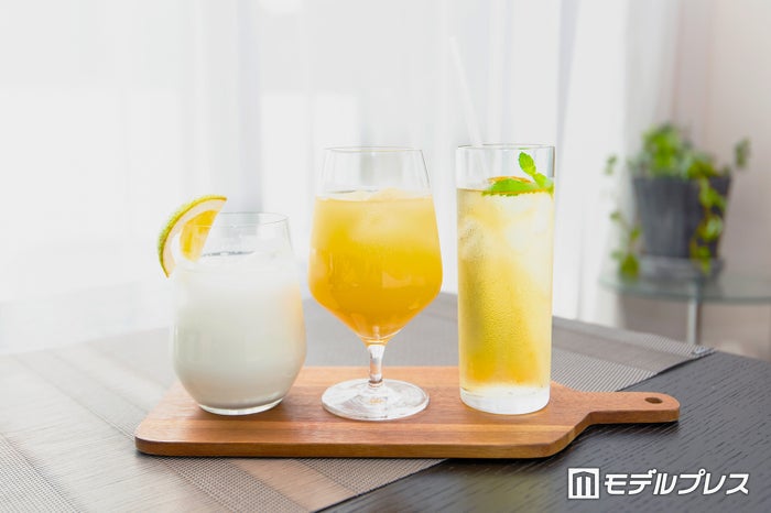 （左から）飲むヨーグルト割り、オレンジジュース割り、ジャスミン茶割り（C）ビューティーガール