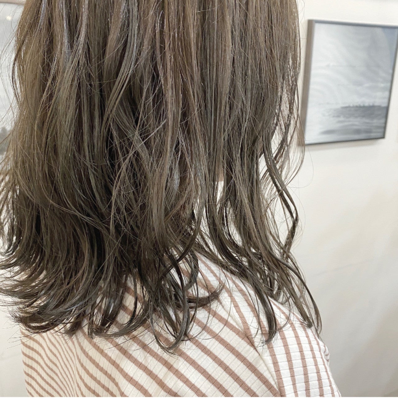 ブリーチなしでつくる 髪に優しい人気の明るめヘアカラー特集 モデルプレス