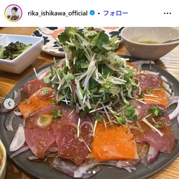 石川梨華Instagramより