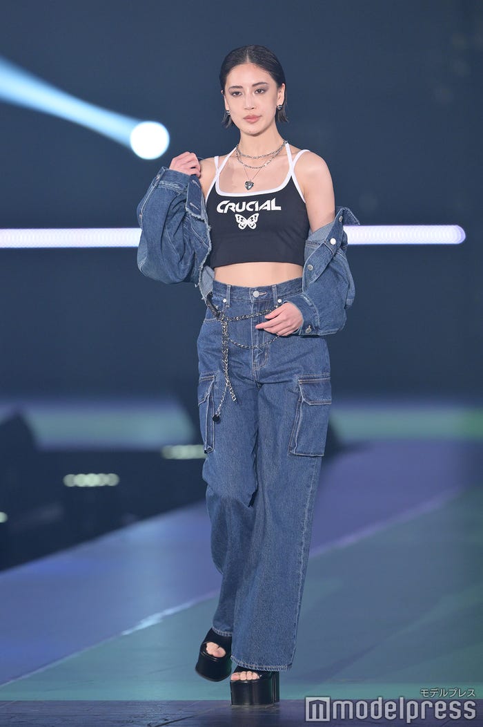 藤井夏恋(C)モデルプレス